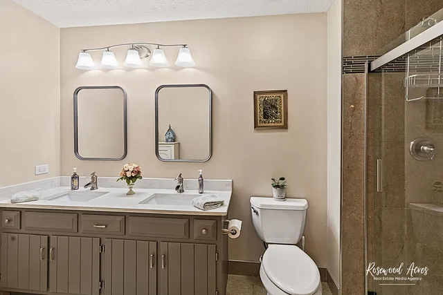 $435,000 | 1700 Chestnut Hill Road, Plainfield, IL 60586