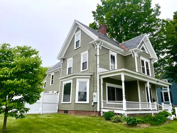 $330,000 | 101 Pleasant Street, Dover-Foxcroft, ME 04426