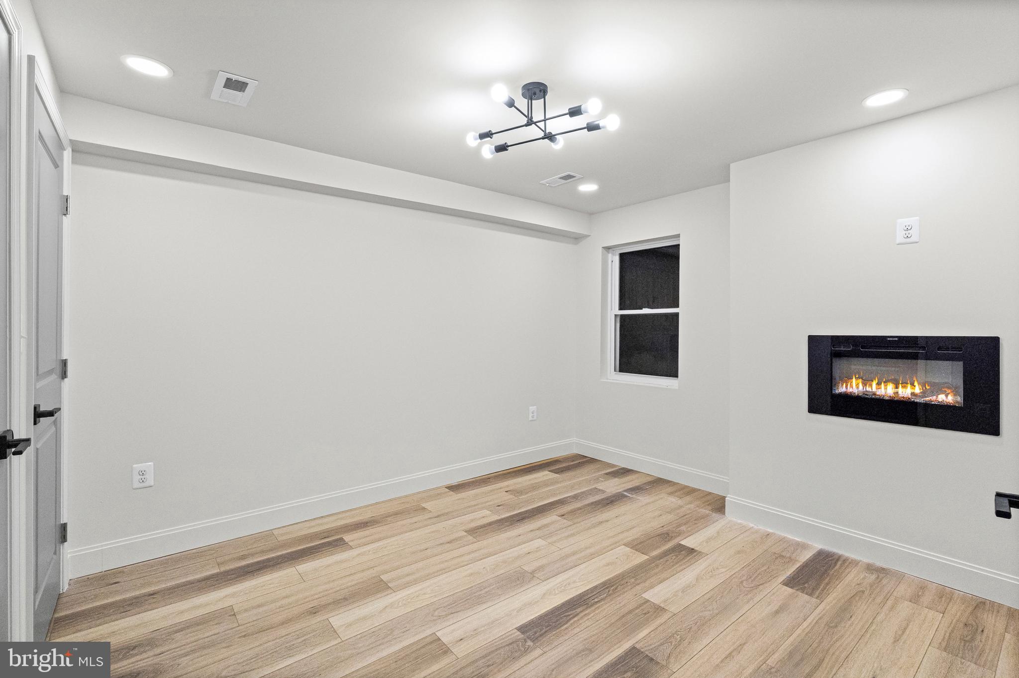 317 South Fulton Avenue Baltimore, MD 21223 - Photo 18 of 44