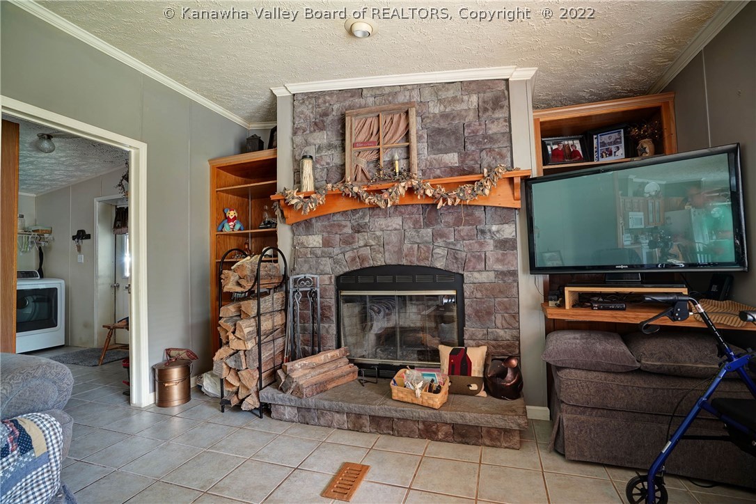 20353 Derricks Creek Road Charleston, WV 25320 - Photo 17 of 41 Gallery Image 17