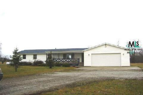 15580 Bryce Capac, MI 48014 - Photo 2 of 9 513690-1.JPG