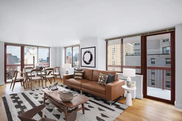 $7,051 | 260 West 52nd Street, Unit 22C | Theater District