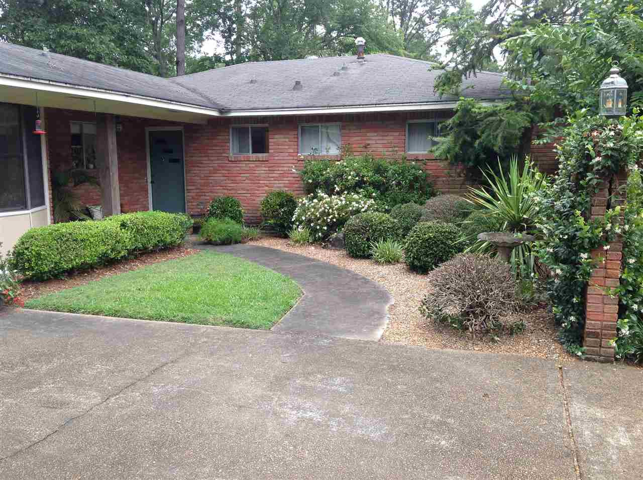 1031 Briarfield Road Jackson, MS 39211 - Photo 3 of 23 Photo 3