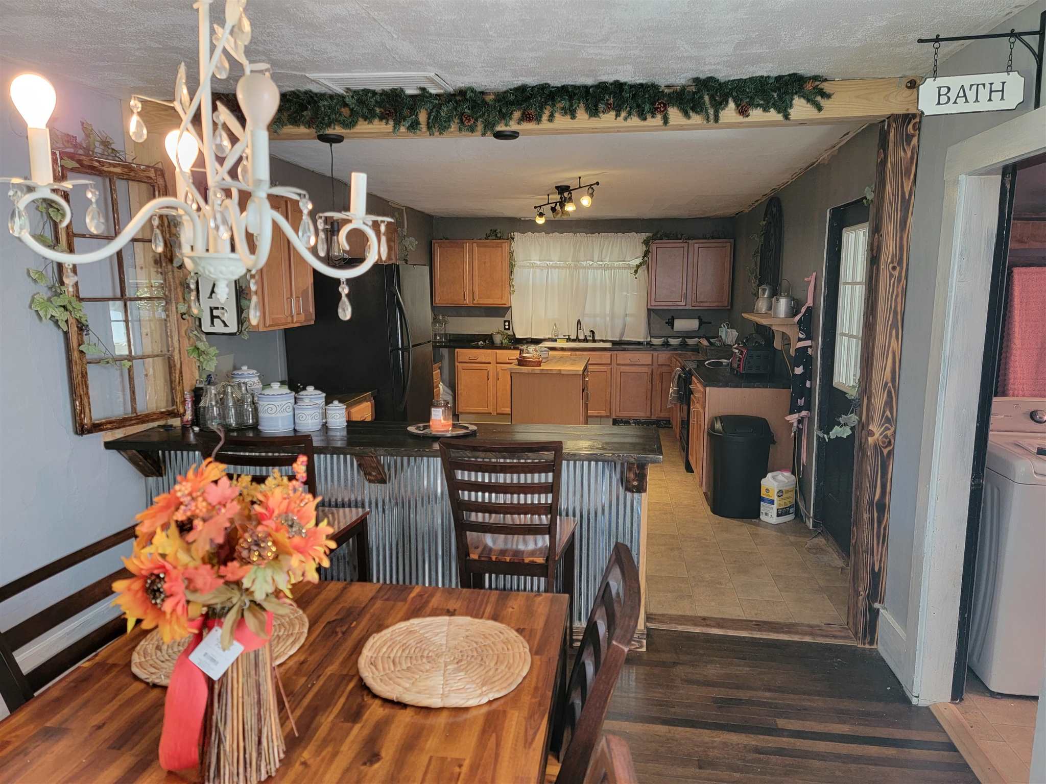 302 East Main Street Ridgeville, IN 47380 - Photo 2 of 12 Gallery Image 2
