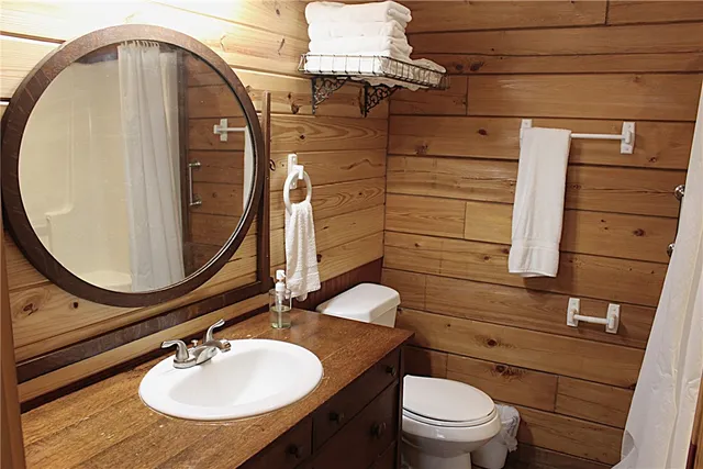 $1,275 | 2328 Chaparral Street, Rockport, TX 78382