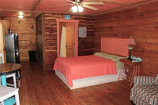 $1,275 | 2328 Chaparral Street, Rockport, TX 78382