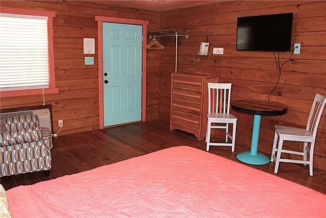 $1,275 | 2328 Chaparral Street, Rockport, TX 78382