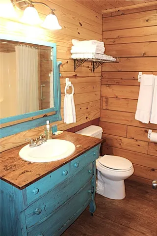 $1,275 | 2328 Chaparral Street, Rockport, TX 78382