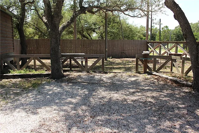 $1,275 | 2328 Chaparral Street, Rockport, TX 78382