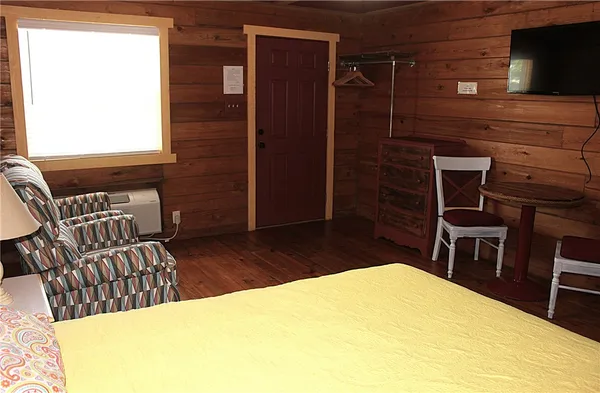 $1,275 | 2328 Chaparral Street, Rockport, TX 78382