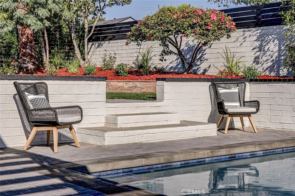 876 Center Street El Segundo, CA 90245 - Photo 14 of 55