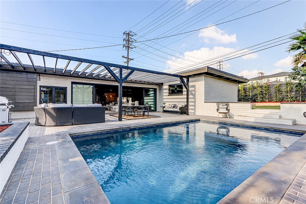 876 Center Street El Segundo, CA 90245 - Photo 16 of 55
