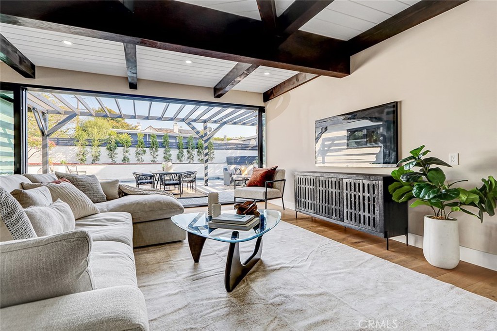 876 Center Street El Segundo, CA 90245 - Photo 22 of 55
