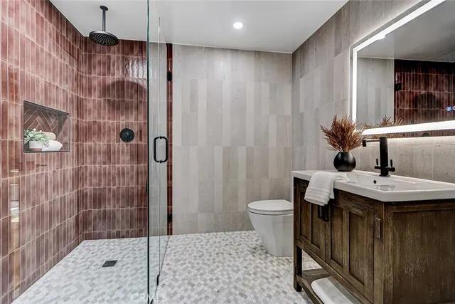 $2,189,000 | 876 Center Street, El Segundo, CA 90245