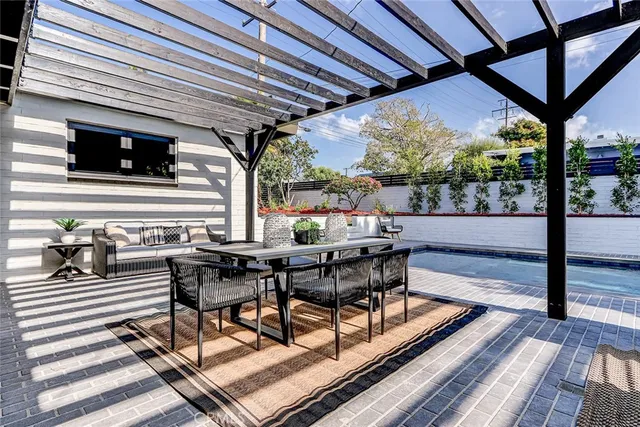 $2,189,000 | 876 Center Street, El Segundo, CA 90245