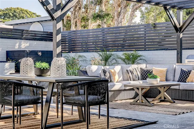 $2,189,000 | 876 Center Street, El Segundo, CA 90245