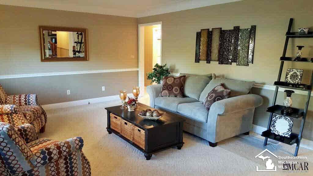 6243 Secor Road Lambertville, MI 48144 - Photo 3 of 29
