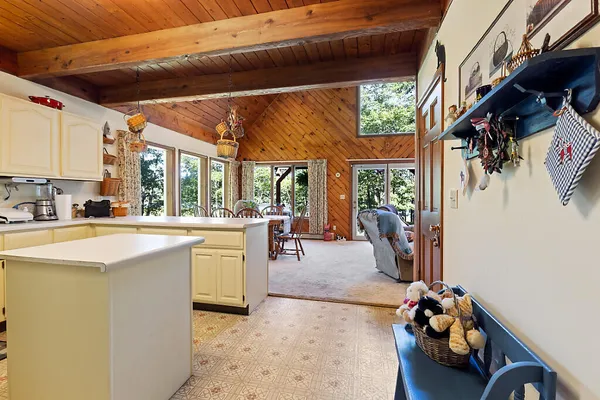 $849,900 | 691 Middle Road, Dresden, ME 04342