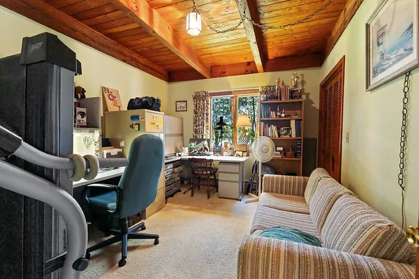 $849,900 | 691 Middle Road, Dresden, ME 04342