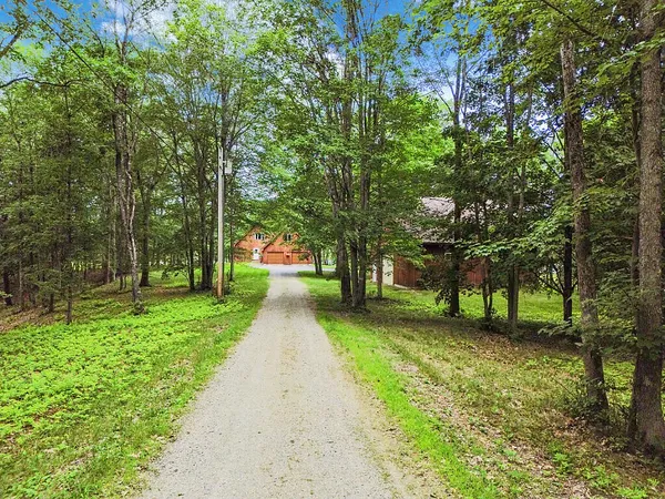 $849,900 | 691 Middle Road, Dresden, ME 04342
