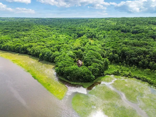 $849,900 | 691 Middle Road, Dresden, ME 04342