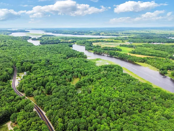 $849,900 | 691 Middle Road, Dresden, ME 04342