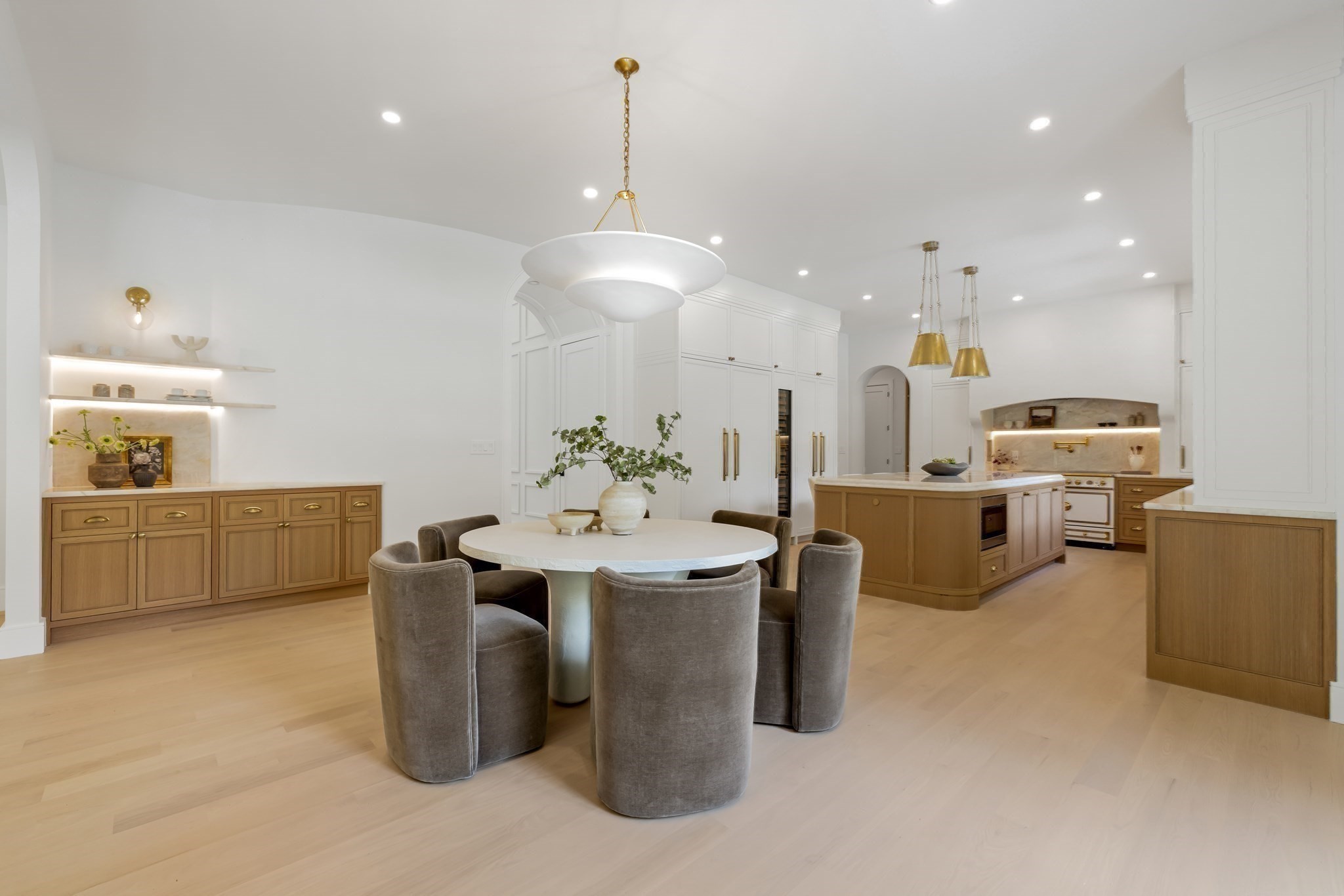 101 Alban Road Newton, MA 02468 - Photo 5 of 29 Gallery Image 5