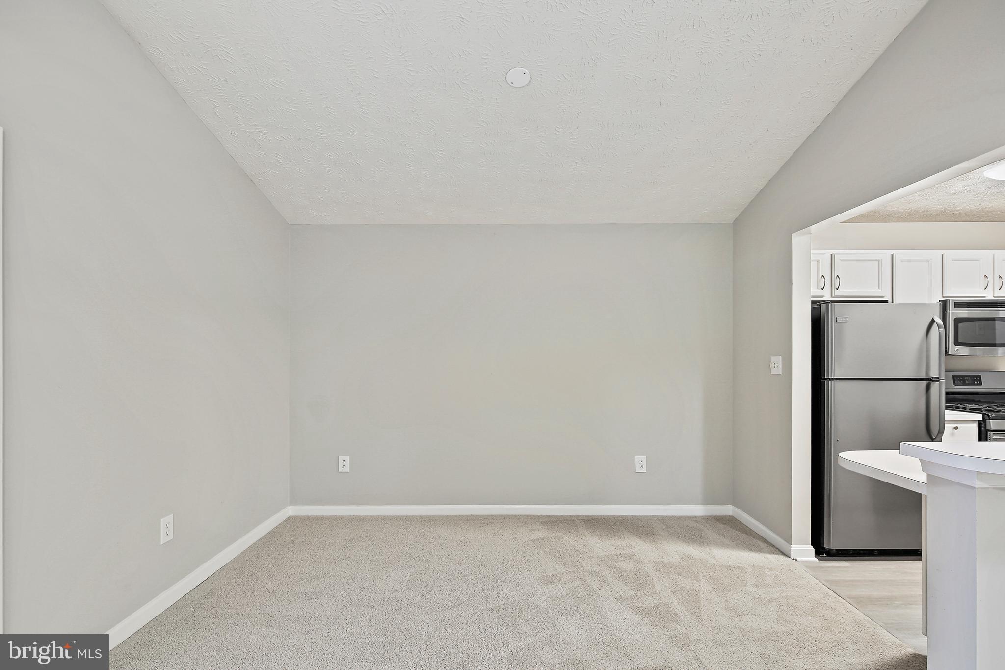 686 Kennington Road, Unit 686 Reisterstown, MD 21136 - Photo 14 of 41