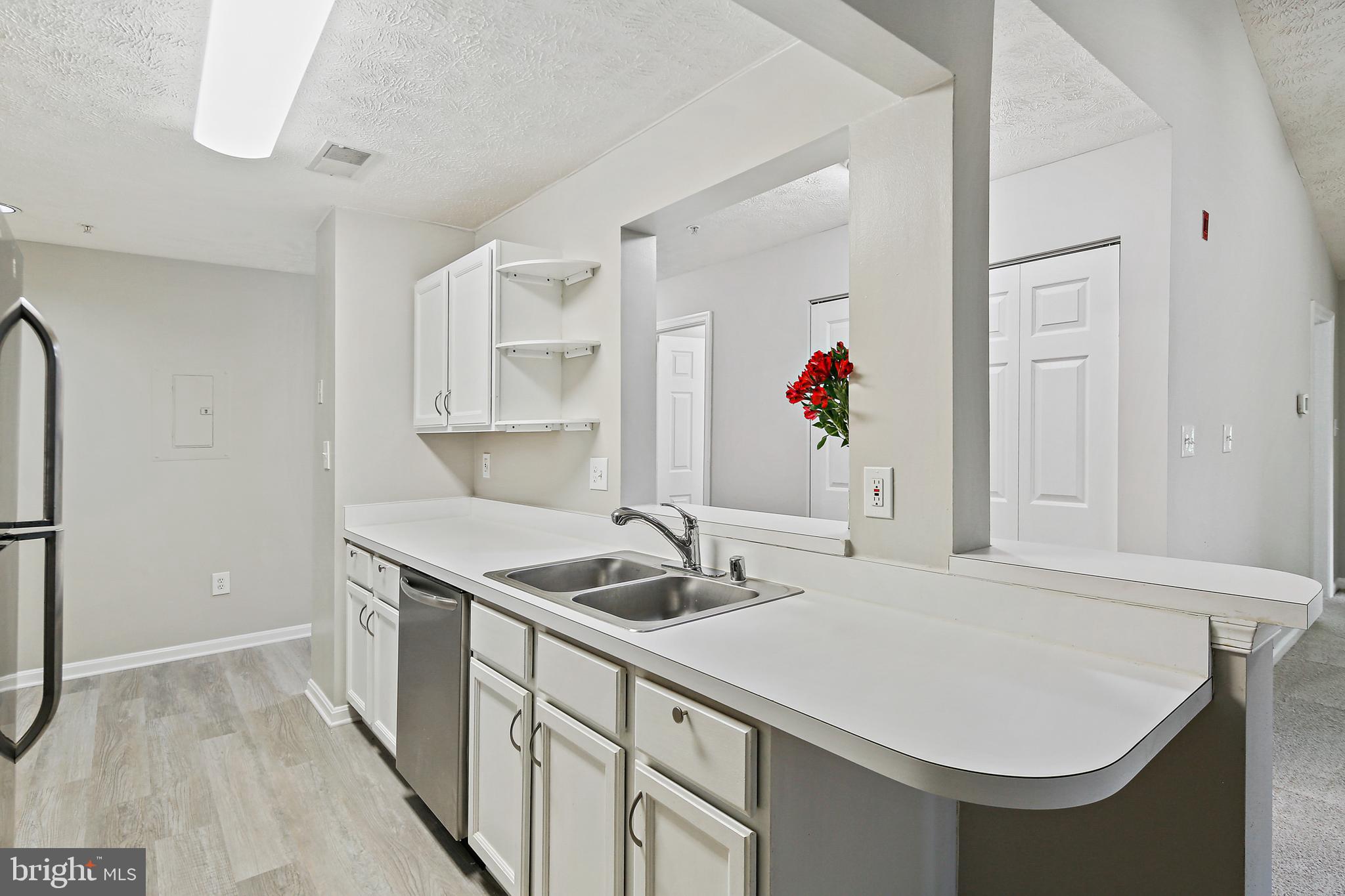 686 Kennington Road, Unit 686 Reisterstown, MD 21136 - Photo 15 of 41