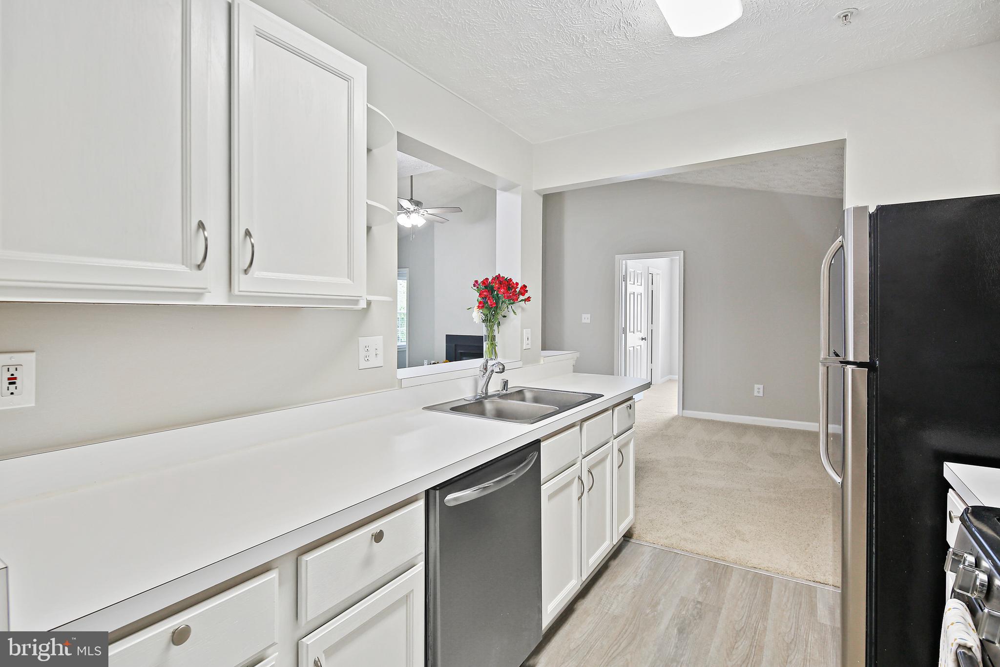 686 Kennington Road, Unit 686 Reisterstown, MD 21136 - Photo 16 of 41