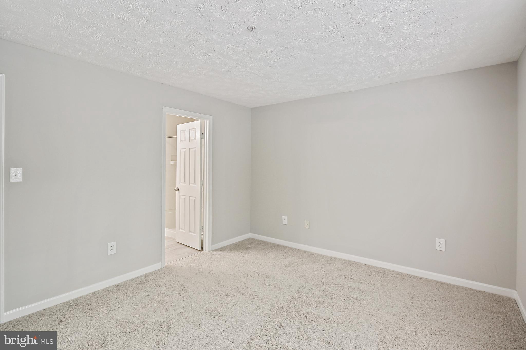 686 Kennington Road, Unit 686 Reisterstown, MD 21136 - Photo 21 of 41