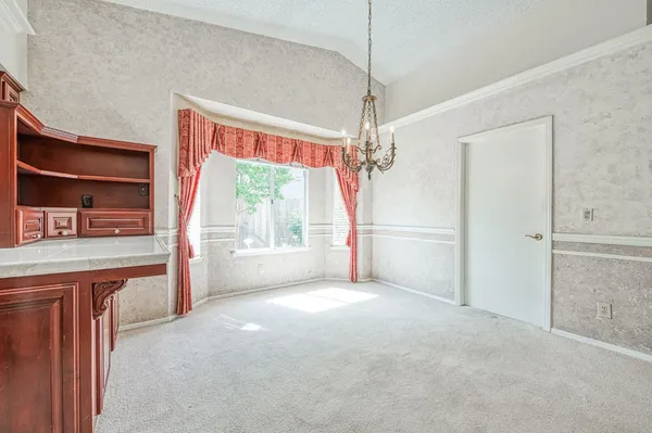 $499,500 | 335 McKelvy Avenue, Clovis, CA 93611