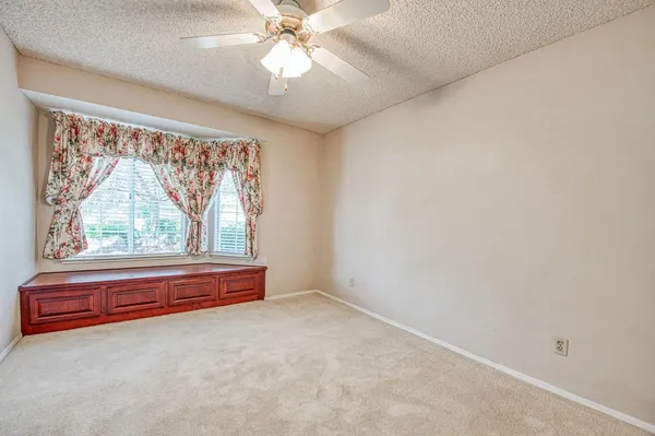 $499,500 | 335 McKelvy Avenue, Clovis, CA 93611