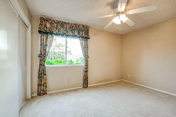 $499,500 | 335 McKelvy Avenue, Clovis, CA 93611