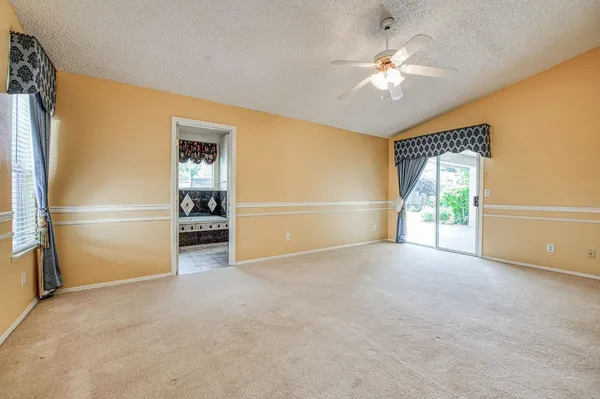 $499,500 | 335 McKelvy Avenue, Clovis, CA 93611