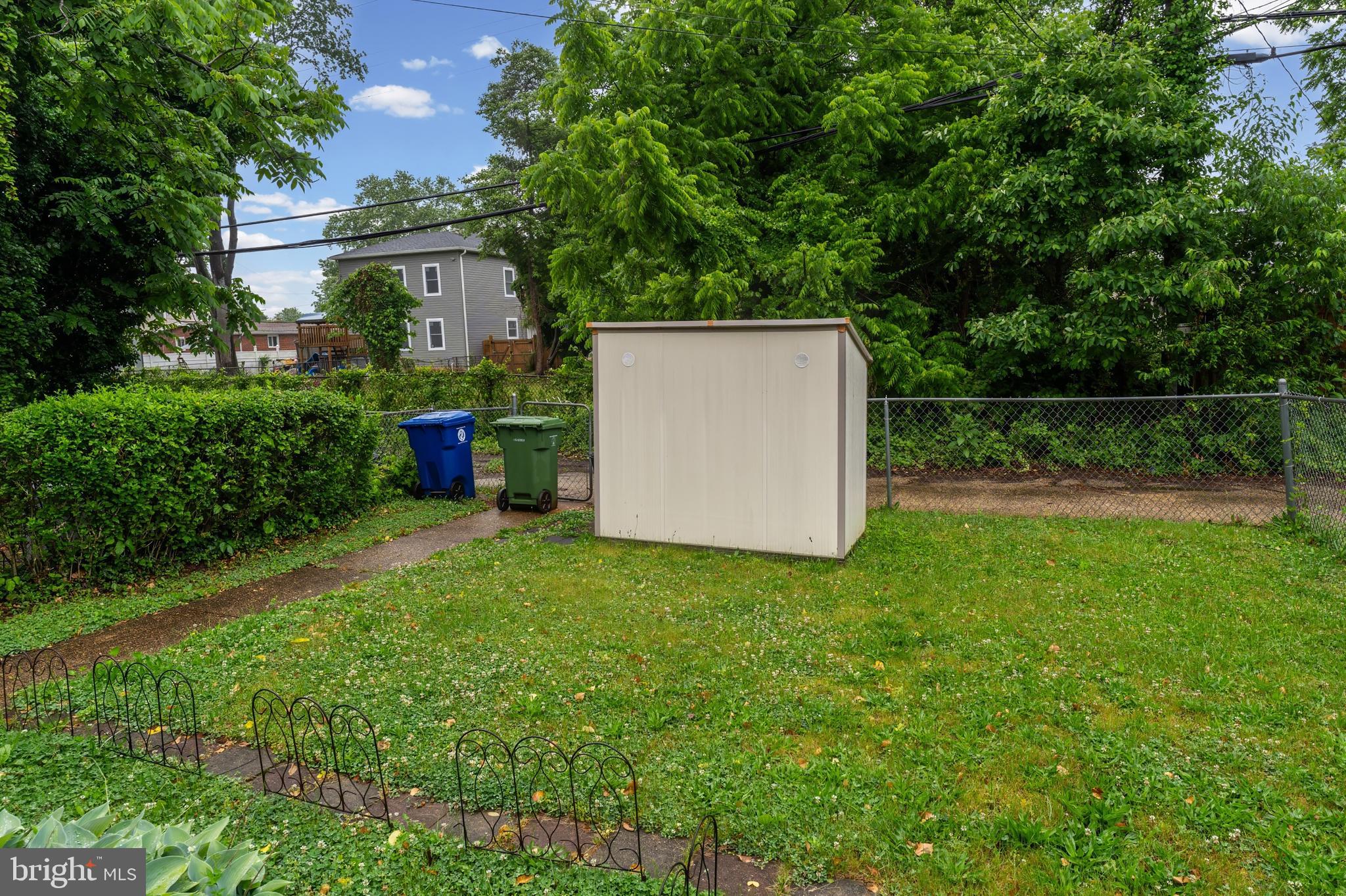 3920 Rosecrest Avenue Baltimore, MD 21215 - Photo 28 of 36 Gallery Image 28