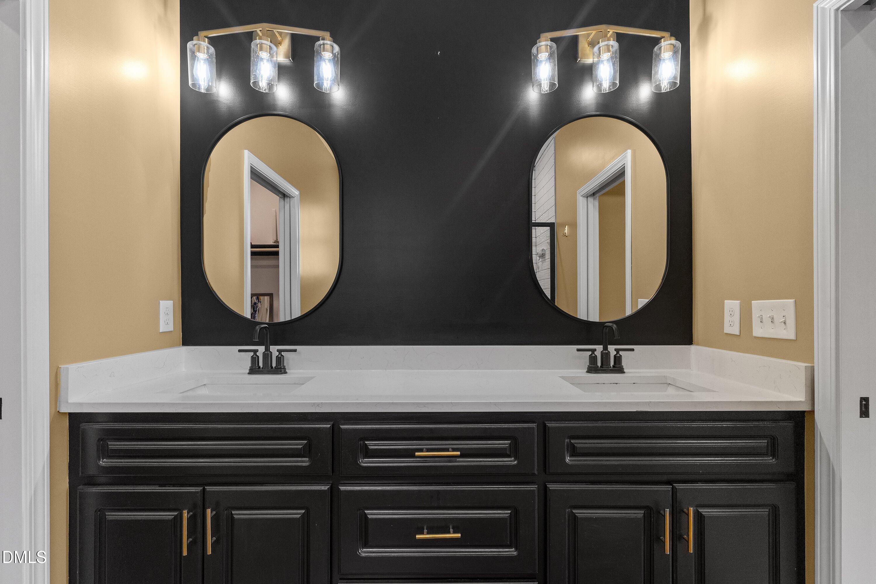 9159 Byron Court Bailey, NC 27807 - Photo 10 of 17 26-9159 Byron Ct_0793