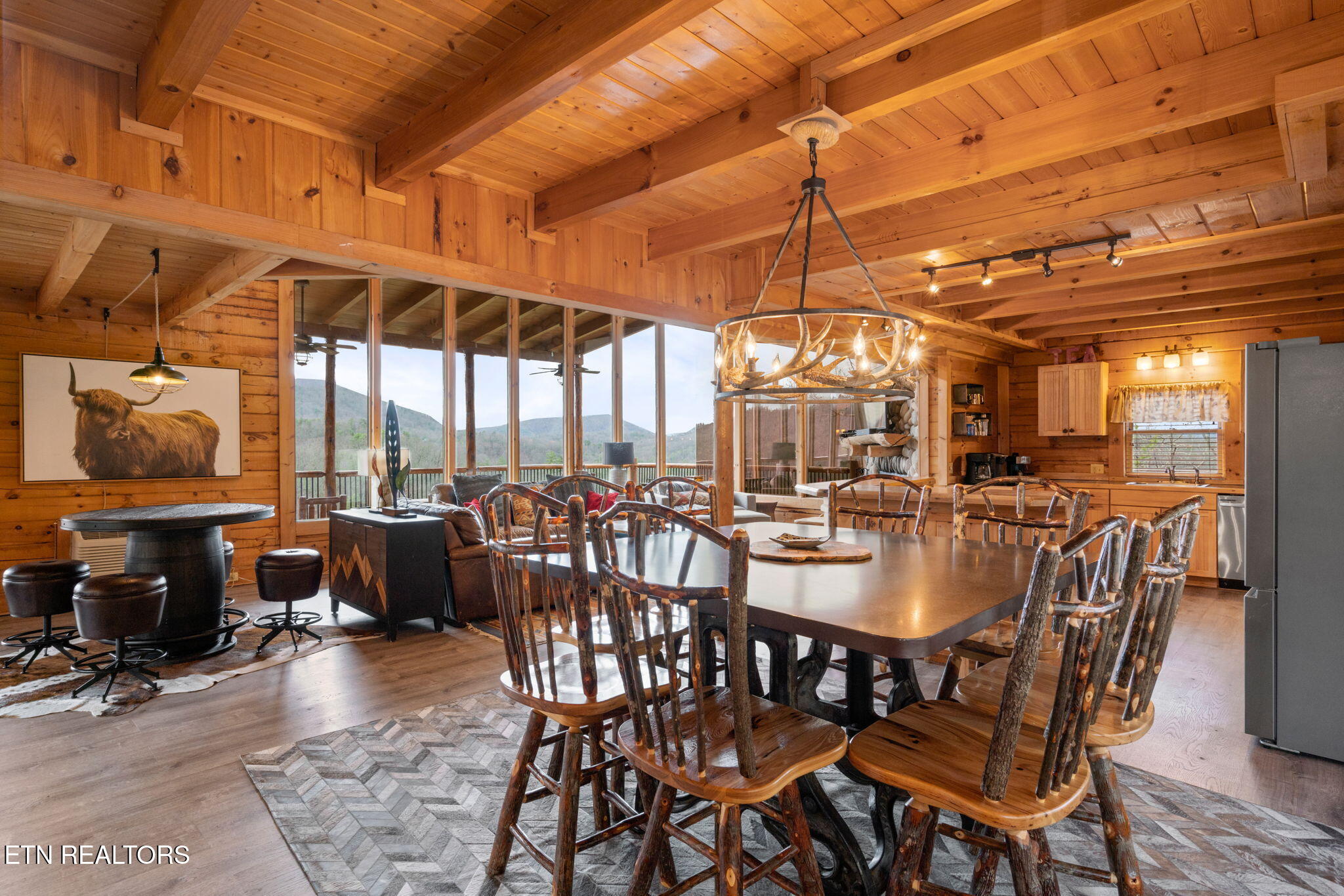 3545 Carsons Ridge Way Sevierville, TN 37862 - Photo 16 of 60 32-web-or-mls-SPV31-20230224