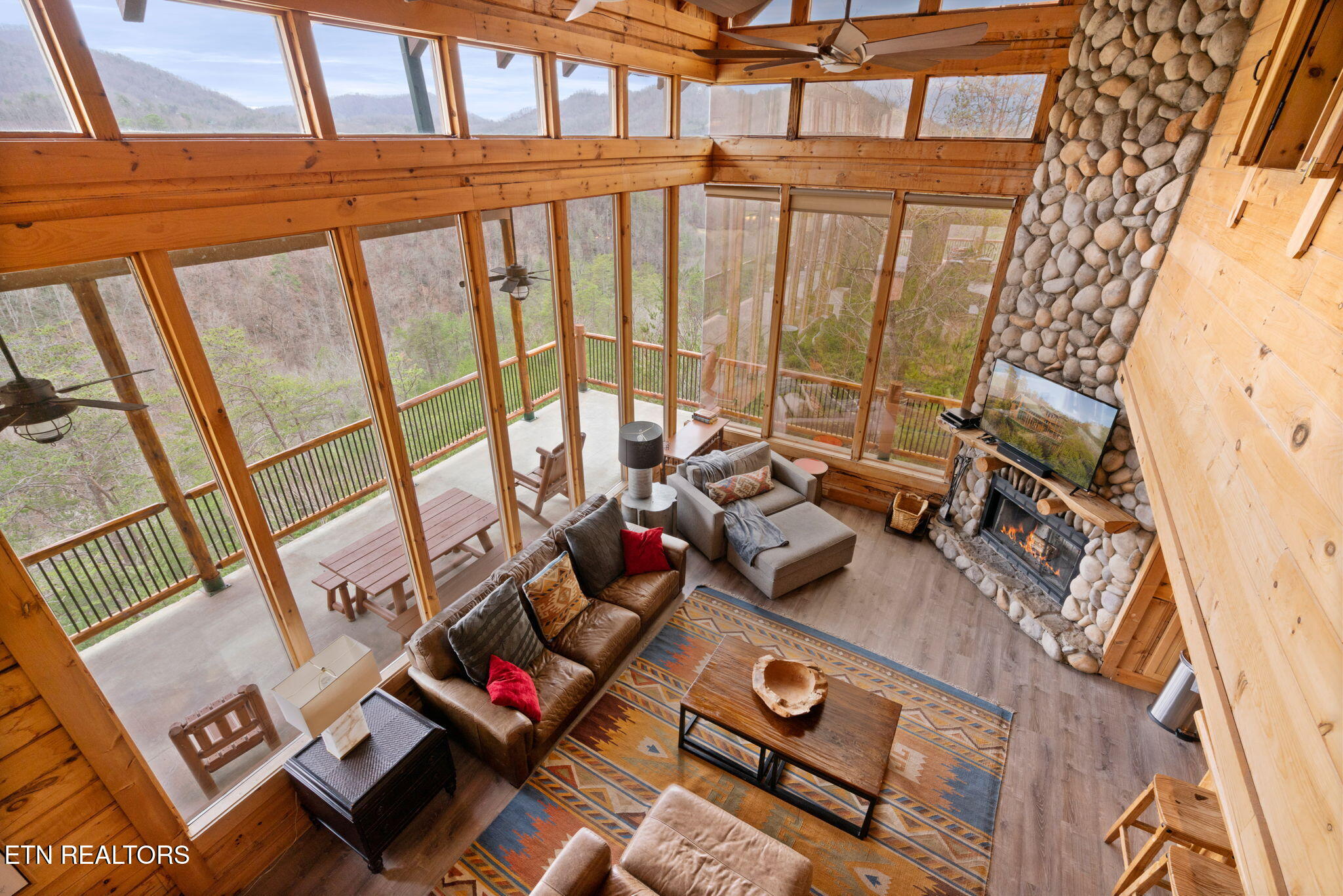 3545 Carsons Ridge Way Sevierville, TN 37862 - Photo 23 of 60 50-web-or-mls-SPV49-20230224