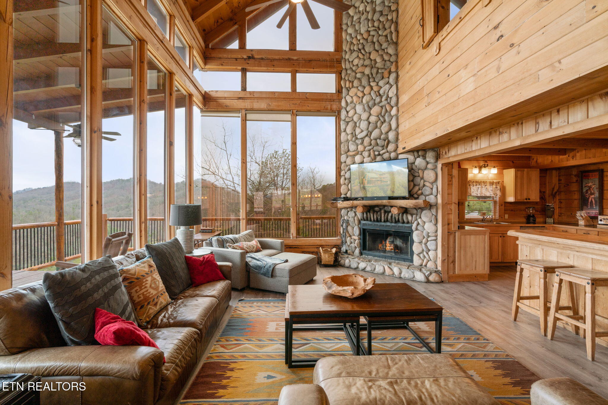 3545 Carsons Ridge Way Sevierville, TN 37862 - Photo 6 of 60 22-web-or-mls-SPV21-20230224 (1)