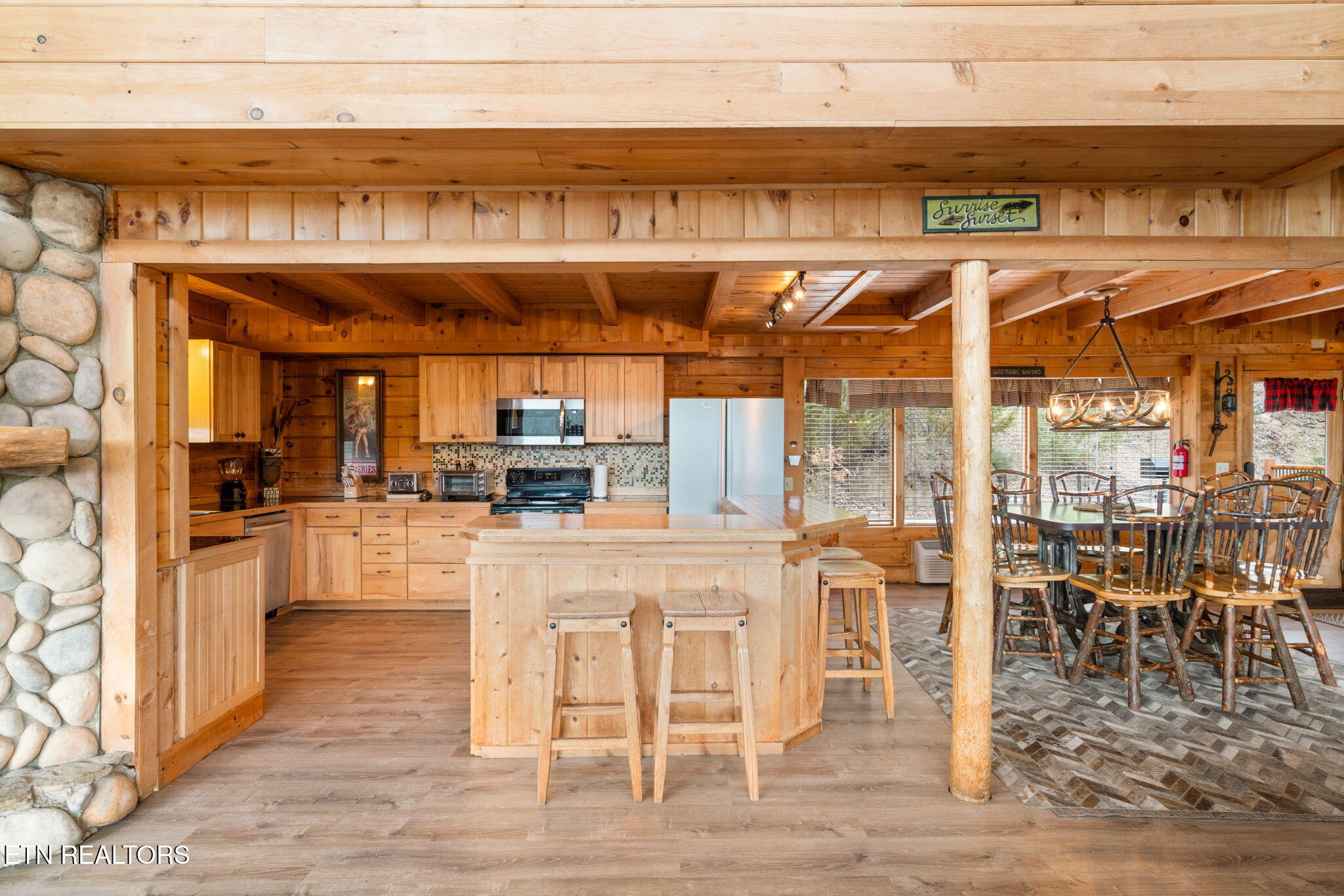 3545 Carsons Ridge Way Sevierville, TN 37862 - Photo 10 of 60 28-web-or-mls-SPV27-20230224