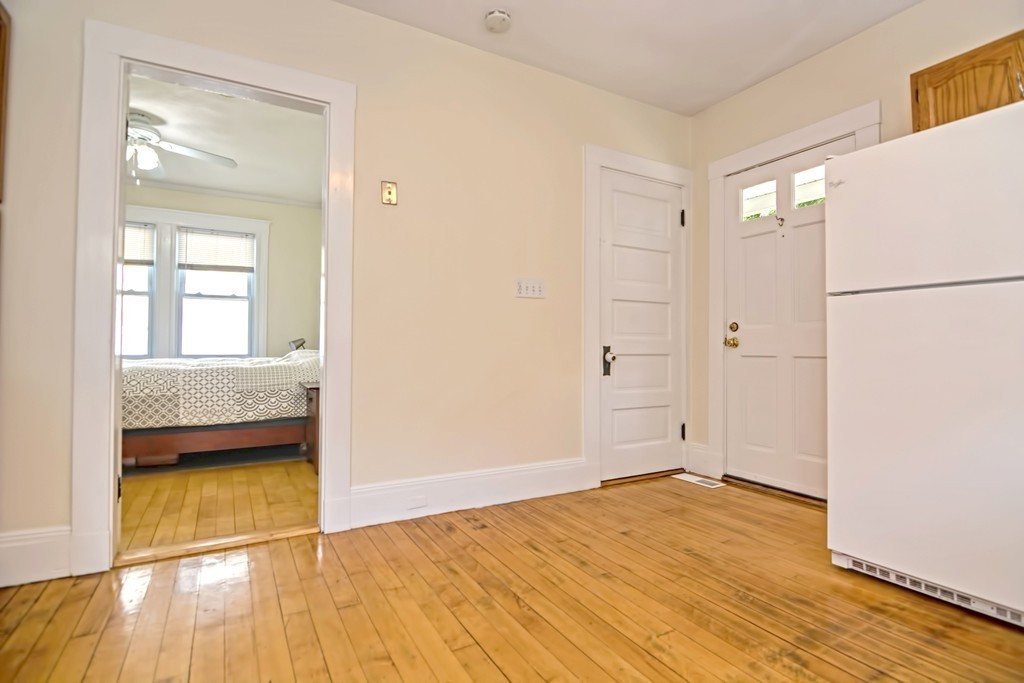 42 Sterling Road, Unit 1 Waltham, MA 02451 - Photo 20 of 32