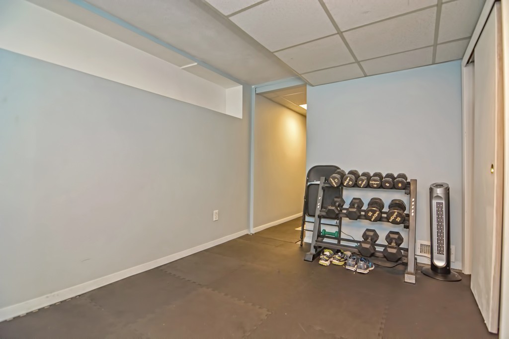 42 Sterling Road, Unit 1 Waltham, MA 02451 - Photo 24 of 32