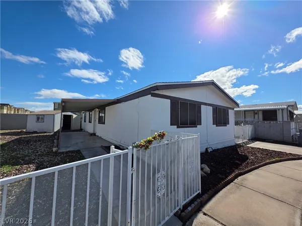 $1,400 | 2916 Gavilan Lane, Las Vegas, NV 89122