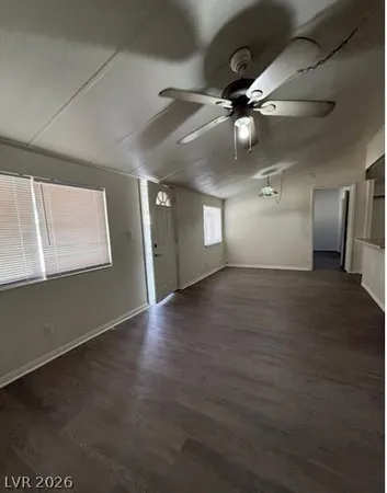 $1,400 | 2916 Gavilan Lane, Las Vegas, NV 89122