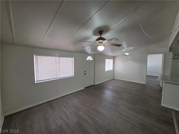 $1,400 | 2916 Gavilan Lane, Las Vegas, NV 89122