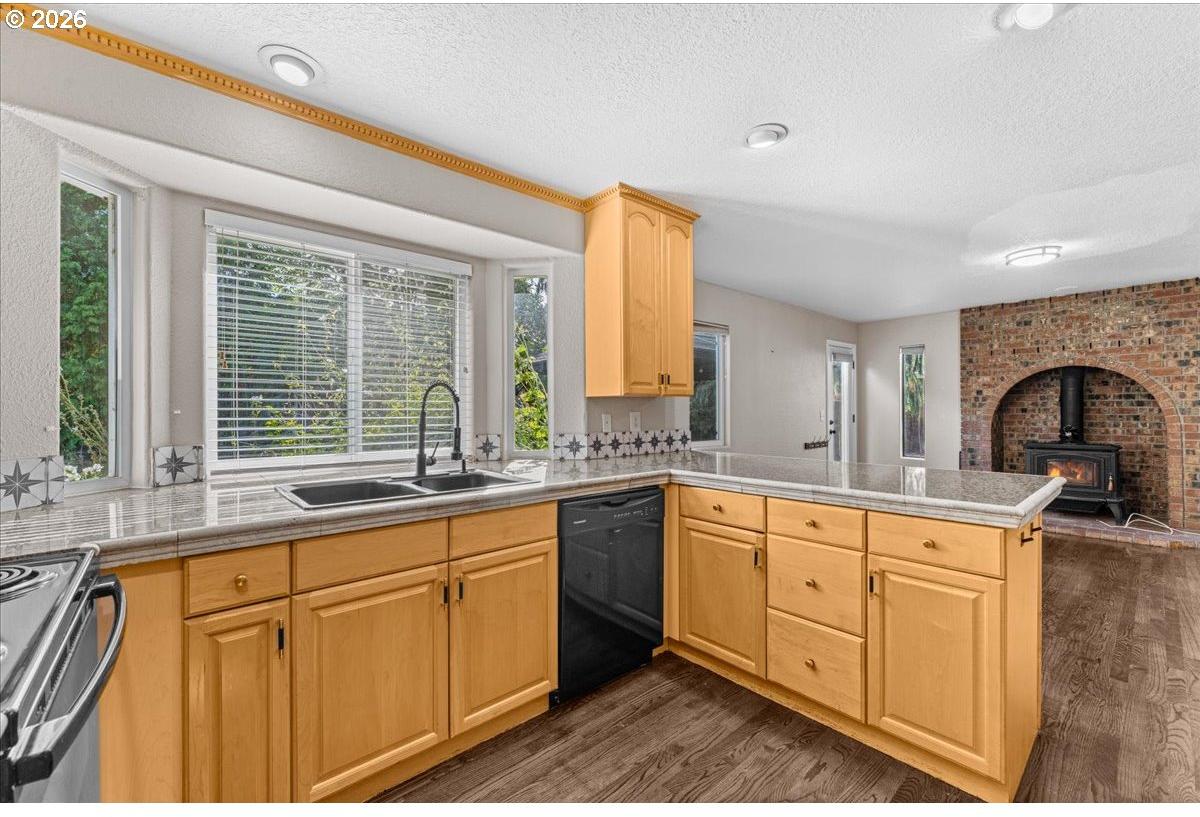 13136 Southwest Chimney Ridge Street Portland, OR 97223 - Photo 14 of 48 Gallery Image 14