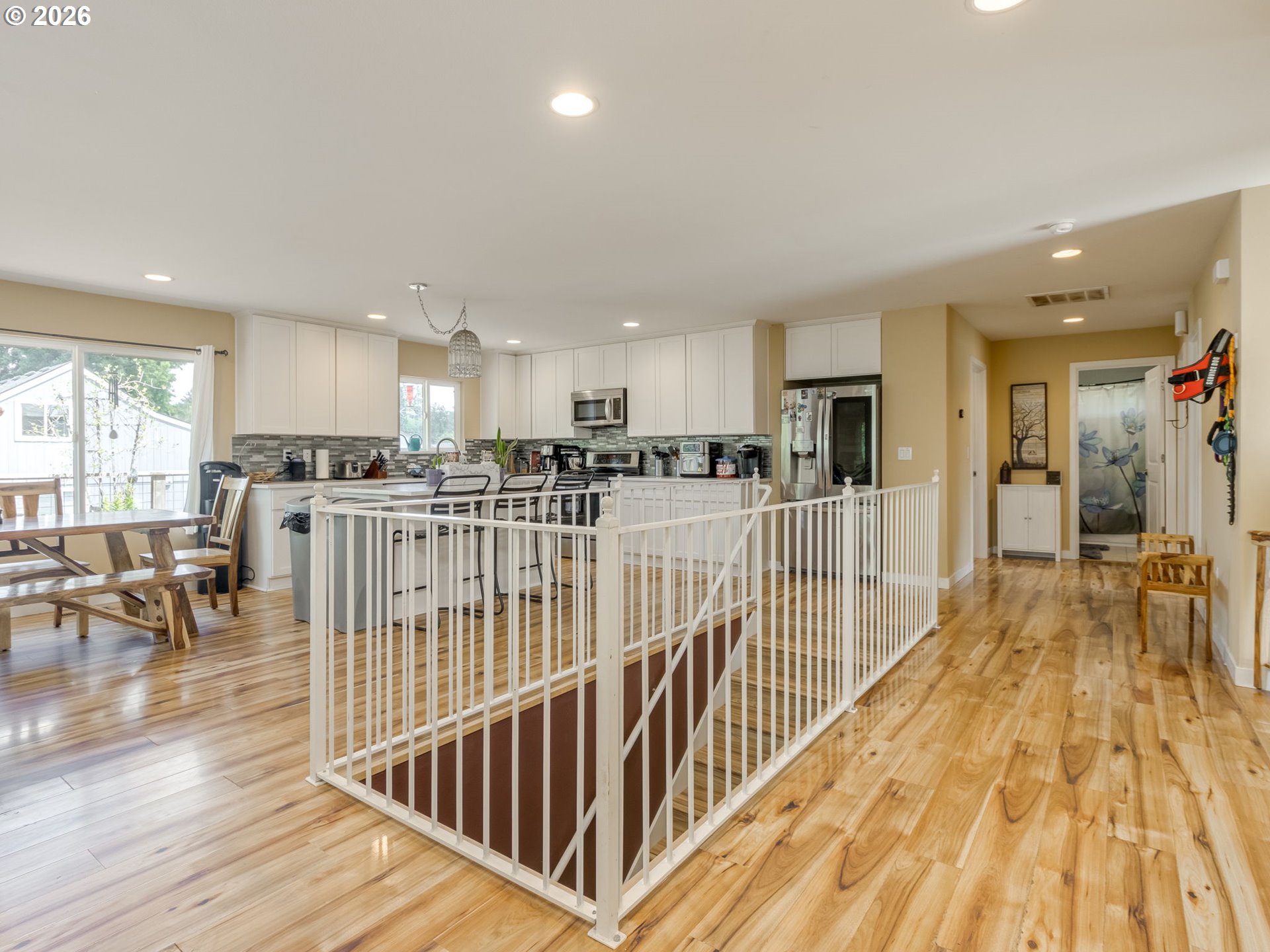 7913 Southeast Clackamas Road Milwaukie, OR 97267 - Photo 8 of 44