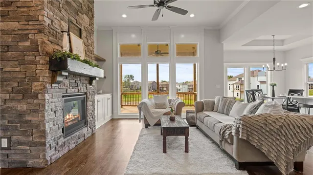 $599,900 | 1300 Melissa Court, Kearney, MO 64060