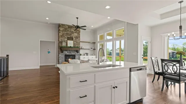 $599,900 | 1300 Melissa Court, Kearney, MO 64060